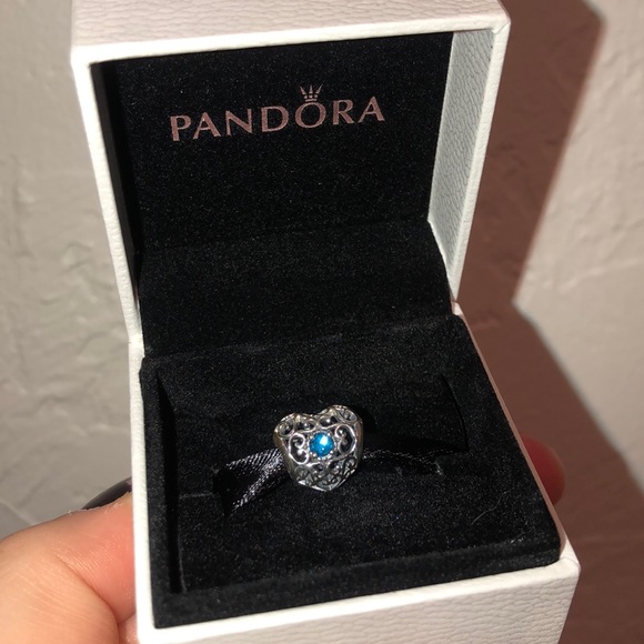 NEW Pandora Heart Charm Blue Crystal - Picture 1 of 5
